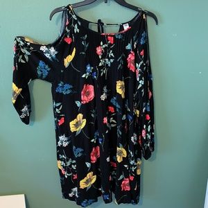 Old Navy floral cold shoulder dress